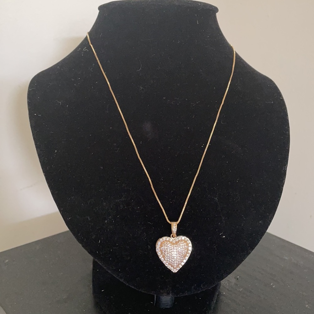 Large GOLD CZ Heart Pendant Necklace - Picture 4 of 6